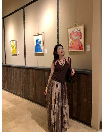 여름 휴가 불모지 바람 행침 목 슬립 반신 스커트 두 조각 여성 세트 여름 여행 착용 가져 가라. 휴가 세트