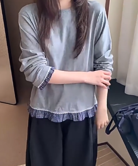 1 1 차가운 실크 코튼 210 그램 한 부서 레이스 체크무늬 패치워크 밑단 긴팔 티셔츠 여성 가을 겨울 느긋한 센스 맨위
