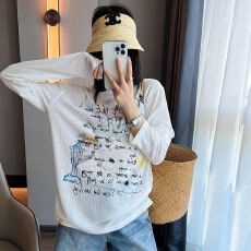 批发欧美涂鸦字母印花<b class='q'>防晒衫</b>女夏季2026新款法式白色荡领长袖上衣罩衫