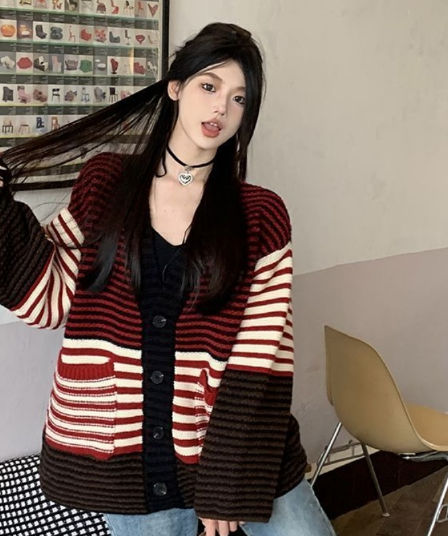 2026 새로운 레트로 앤 코라 빨간색 스트라이프 오픈 가디건 스웨터 여자 느긋한 바람 루즈핏 니트 스웨터 긴팔 재킷