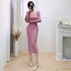 批发法式方领针织连衣裙女秋冬黑色气质显瘦紧身包臀毛衣长款打底裙子