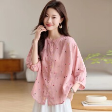 批发时尚减龄100苎麻刺绣<b class='q'>上衣</b>夏季宽松透气中袖开襟圆领<b class='q'>棉麻</b>亚麻小衫