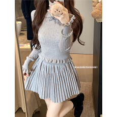 批发灰色风信子 彼得潘领蝴蝶结针织收腰<b class='q'>上衣</b> 百褶半裙套装