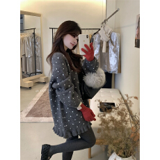 批发冬季<b class='q'>甜美</b>风波点圆领宽松显瘦百搭套头针织衫木耳边毛衣连衣裙