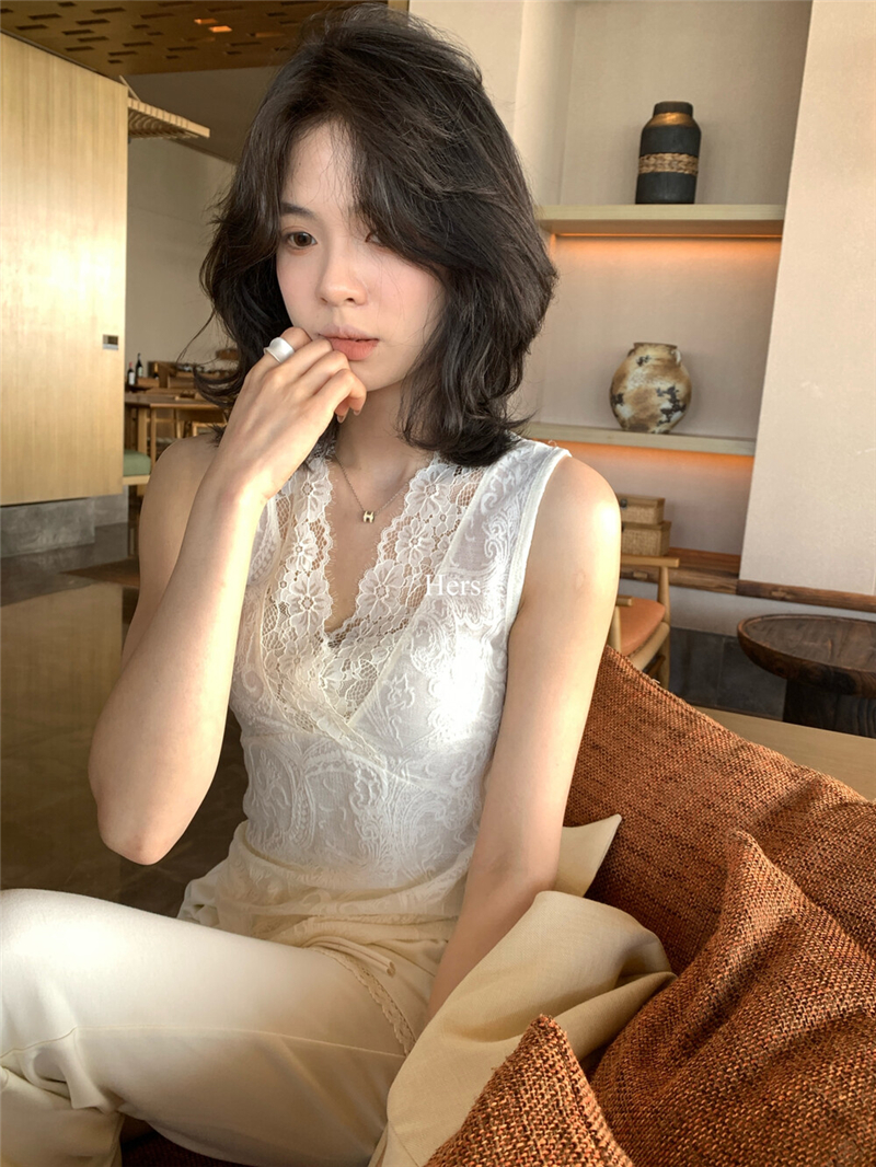 26 년 이른 봄 hers 미니멀리즘 품격 일상 스택 착용 슈퍼 아름다움 인사이드 가져 가라. 레이스 V넥 조끼