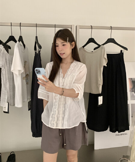 한 한 레이스 자카드 라미 반팔 작은 셔츠 여름 필수 싱글 제품