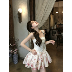 批发凤吟蝶谷 温柔少女粉调碎花大摆<b class='q'>蓬蓬裙</b>纯欲约会仙女裙