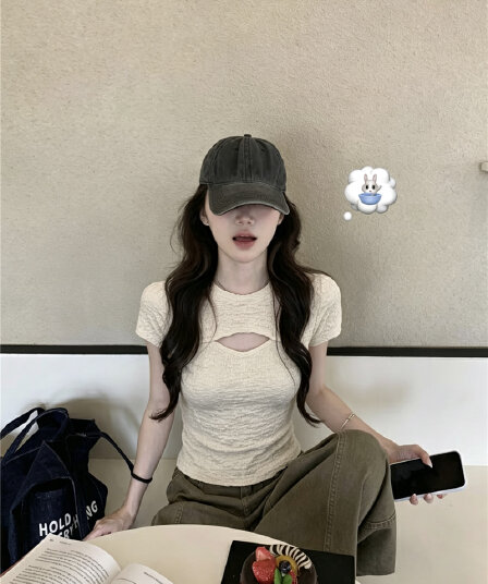 실사 정가 긍정적 인 어깨 디자인 센스 홀로우 아웃 주름 질감 센스 몸매 가꾸기 작은 대중 고유 한 티셔츠 슈퍼 잘 생긴 맨위