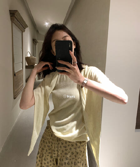 가을 켜기 새로운 미니멀리즘 한 부서 품격 느긋한 调性 반팔 니트 스웨터 경기 숄 디자인 센스 투피스 세트 맨위
