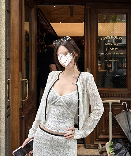 밤나무 코코아 향기로운 향 소녀 중년 홀로우 아웃 레이스 슬립 오픈 가디건 반신 스커트 세트 그룹 세 조각 여성 세트
