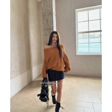 批发CESTSIBO法式斜肩麻花长袖<b class='q'>毛衣</b>女冬季新款慵懒风宽松显瘦漏肩上衣