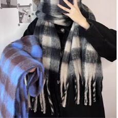 批发高级感毛毛黑白格子围巾女冬季保暖加厚韩版百搭情侣马海毛大披肩