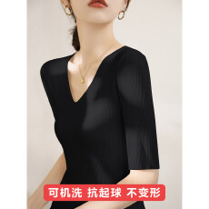 批发法式黑色正肩V领五分<b class='q'>袖</b>针织衫女春季新款修身显瘦打底衫气质<b class='q'>上衣</b>