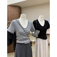 批发<b class='q'>韩版</b>v领正肩短袖<b class='q'>T</b><b class='q'>恤</b>女夏大领口半袖体恤抽褶收腰修身显瘦气质上衣