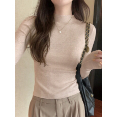 批发时髦减龄舒适半高领桑蚕丝羊毛内搭女<b class='q'>秋</b>季新款修身显瘦长袖打底衫