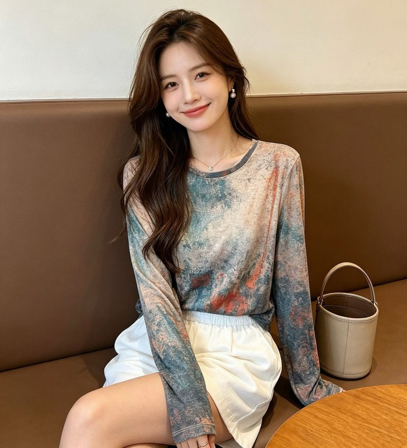 프랑스식 고급 패션 헤일로 염색 프린트 주간 실크 긴팔 티셔츠 여성 여름 외국 가스 몸매 가꾸기 슬림해 보이는 다용도 연령 감소 맨위