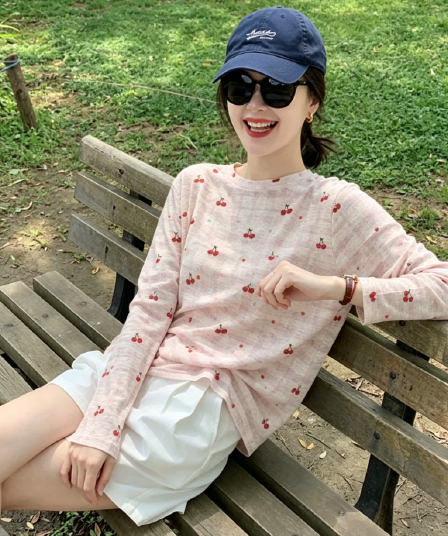 한 부서 연령 감소 체리 자카드 티셔츠 여성 얇은 스타일 자외선 차단 블라우스 여름 새로운 다용도 슬림해 보이는 기본 셔츠 맨위