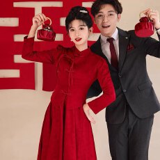 批发两件套敬酒服新娘2025新款酒红色旗袍高级感结婚订婚礼服长袖回门