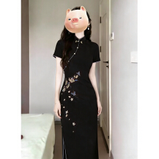 批发实拍送考刺绣黑色旗袍2026<b class='q'>夏</b>新款收腰显瘦优雅气质黑色平时可穿