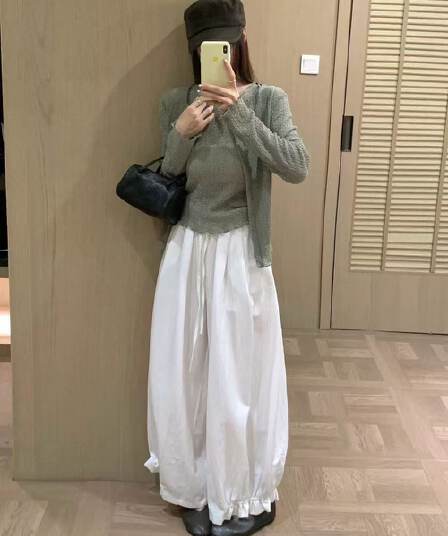 느긋한 프릴 화이트 캐주얼 바지 슬림해 보이는 루즈핏 와이드 레깅스 바지 여름 하이웨이스트 다용도 배기 바지