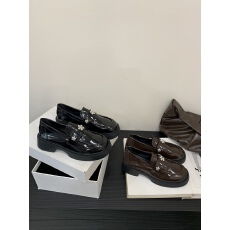 批发高级感<b class='q'>英伦</b>风单鞋小皮鞋时尚复古粗跟乐福鞋豆豆鞋秋冬新厚底女鞋