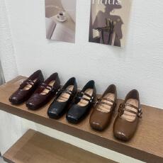 平跟玛丽珍鞋女鞋2026早春新款方头一字带通勤百搭软底单鞋