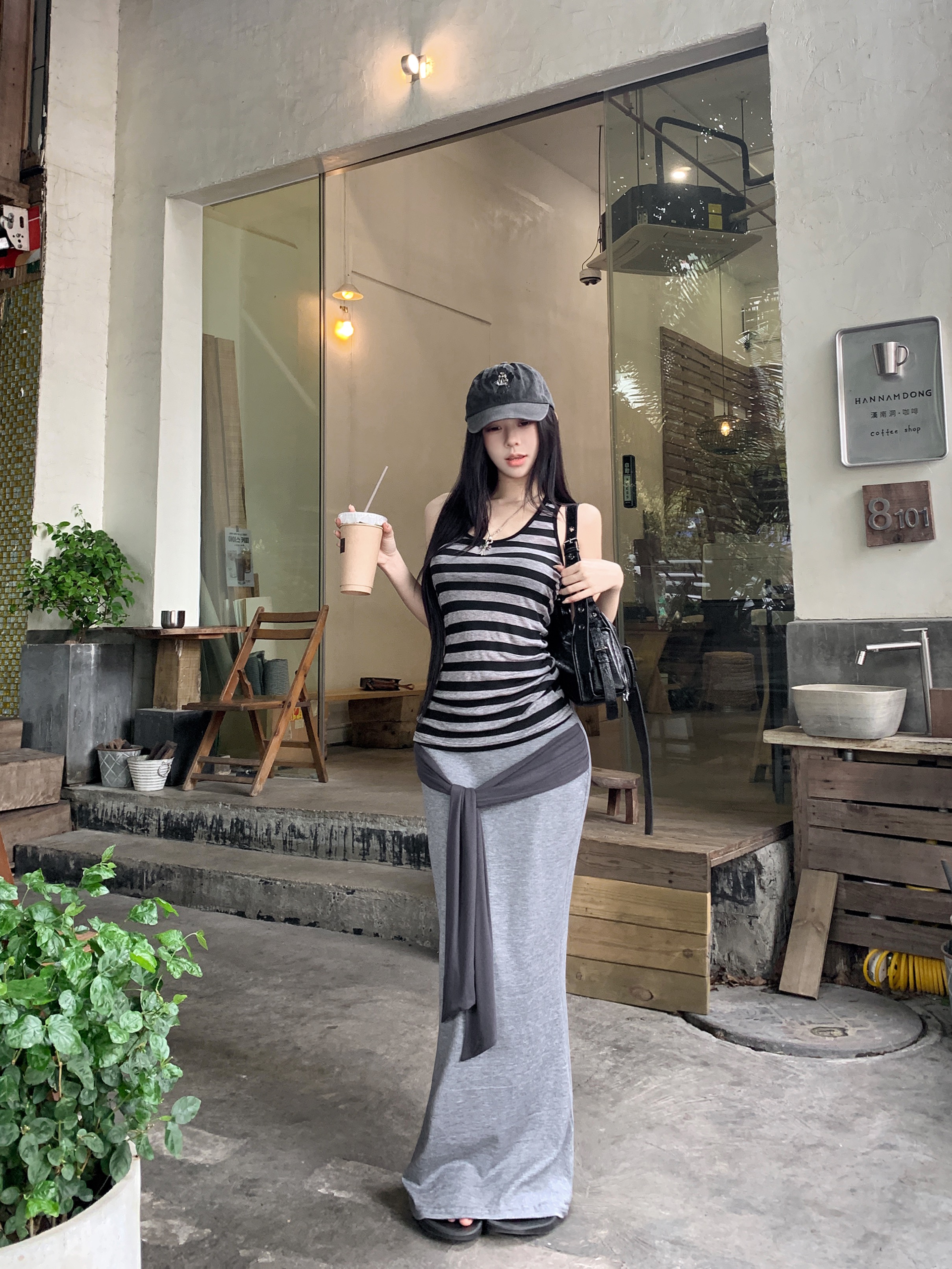 실사 정가 핫걸 주간 실크 스트라이프 행침 목 조끼 섹시함 맨위 배색 패치워크 스트랩 몸매 가꾸기 반신 스커트