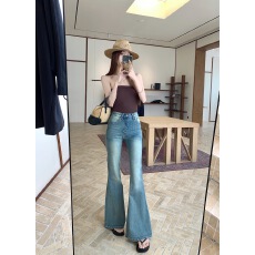 批发实拍实价 新款设计感洗水弹力浅蓝色<b class='q'>牛仔裤</b>高腰修身百搭喇叭裤子