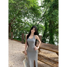 批发实拍实价 <b class='q'>修身</b>显瘦露背开叉长裙女夏季性感无袖挂脖包臀<b class='q'>连衣裙</b>