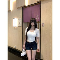 实拍实价 夏季V领镂空花边收腰短袖针织上衣低腰百搭显瘦丰胯短裤