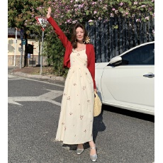 批发实拍大码春夏新款刺绣吊带碎花<b class='q'>连衣裙</b>女针织长袖开衫套装女