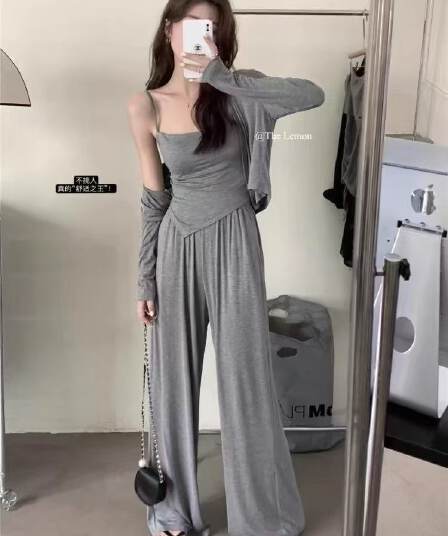 가을 새로운 핫걸 몸매 가꾸기 운동 후드 지퍼 긴팔 오픈 가디건 인사이드 가져 가라. 조끼 부츠컷 바지 3종 세트 여성 의류
