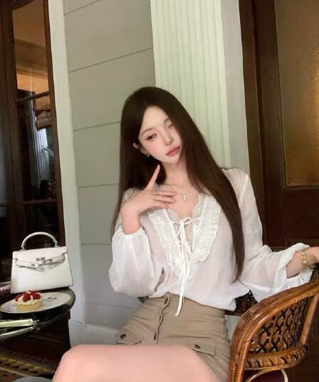 프랑스식 궁정 바람 스트랩 여성 셔츠 품격 달콤함 연령 감소 쇼트 스타일 레이스 작은 셔츠 새로운 켜기 반바지 투피스 세트