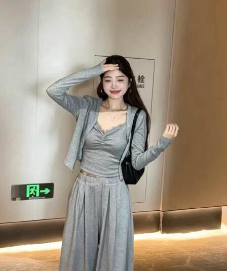 아름다움 라드. 폴로 칼라 워크웨어 짧은 외투 세트 여성 고급 센스 도루 센스 불규칙 큰 진자 롱 스커트 이른 가을 3종 세트