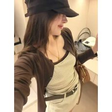 批发小众撞色条纹<b class='q'>吊带</b><b class='q'>背心</b>辣妹女秋季气质长袖开衫外套两件套