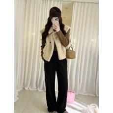 批发秋冬<b class='q'>新款</b>小香风羊羔毛马甲外套纯色打底衫微喇叭裤套装三件套