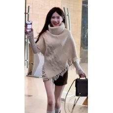 批发流苏披肩斗篷秋冬季宽松慵懒风高领毛衣不规则外套女<b class='q'>短裤</b>两件套