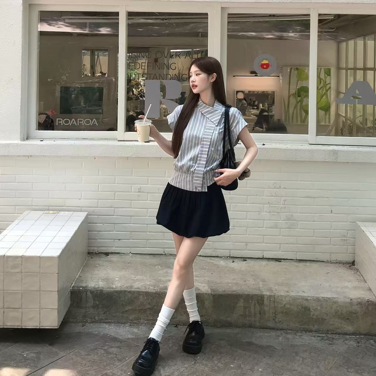 고급 센스 불규칙 민소매 여성 셔츠 2026 여름 새로운 고유 한 캐주얼 셔츠