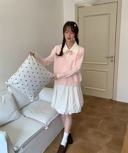 2026 가을 겨울 새로운 페이크 레이어드 폴로 칼라 니트 오픈 가디건 연령 감소 느긋한 바람 루즈핏 다용도 맨위