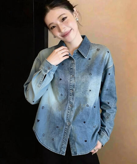 자수 하트 워싱 데님 여성 셔츠 가을 한 부서 디자인 센스 작은 대중 긴팔 다용도 스택 착용 셔츠 맨위