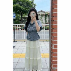 批发2026夏季新款法式<b class='q'>牛仔</b><b class='q'>衬衫</b><b class='q'>女</b>收腰短袖上衣+高腰蛋糕半身裙两件套