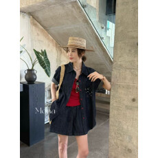 批发2026夏新款韩版复古百搭刺绣<b class='q'>牛仔</b>衬衫+吊带<b class='q'>背心</b>+宽松<b class='q'>牛仔</b>短裤套装