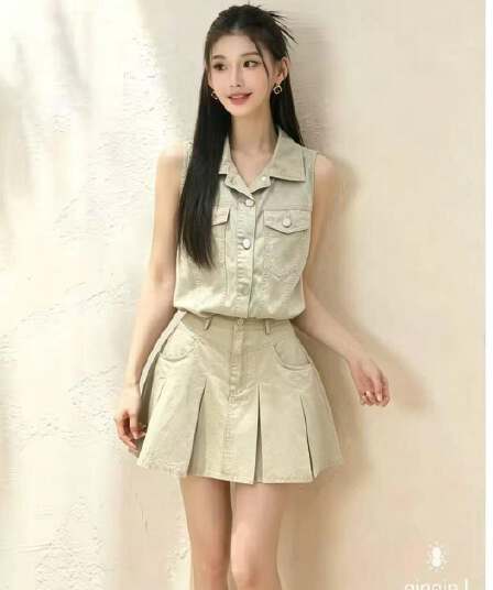 달콤한 차가운 바람 데님 워크웨어 두 조각 여성 세트 여름 민소매 폴로 칼라 베스트 하이웨이스트 플리츠 미니 스커트 핫걸 세트