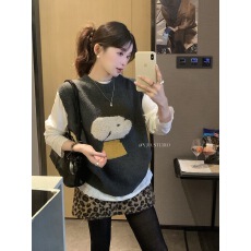 批发别致小众早春流行风格提花马甲套头针织衫两件套可拆上衣女26毛衣