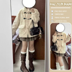 批发孕妇装2025新款小个子羊羔毛翻领牛角扣加厚皮毛一体可爱软糯外套