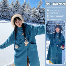 批发孕妇装2025新款甜美星月牛角扣湖蓝色毛呢大衣设计感连帽遮肉外套