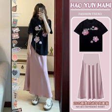批发孕妇套装 2026韩版潮流遮肚短袖黑色花朵T恤孕妈粉色半身裙套装