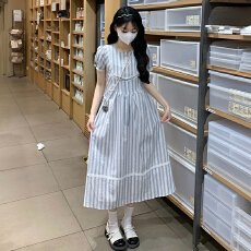 批发实拍2026年夏季新款甜美小清新竖<b class='q'>条纹</b>花边蝴蝶结系腰带连衣裙