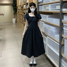 批发实拍2026夏季新品法式气质方领系腰带短袖连衣<b class='q'>裙</b>