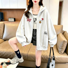 批发2026年秋冬季<b class='q'>新款</b>学院风开衫拉链宽松印花连帽有内衬百搭卫衣